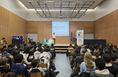 Palestra com o fundador do movimento cívico ambientalista “Não Lixes”